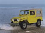 Toyota Land Cruiser Canvas Top 1973 года